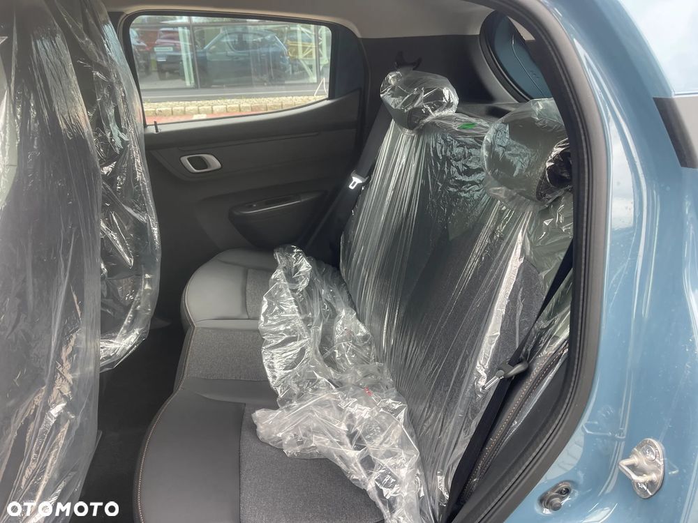 Dacia Spring Electric 24.3kWh 100 Extreme - 11