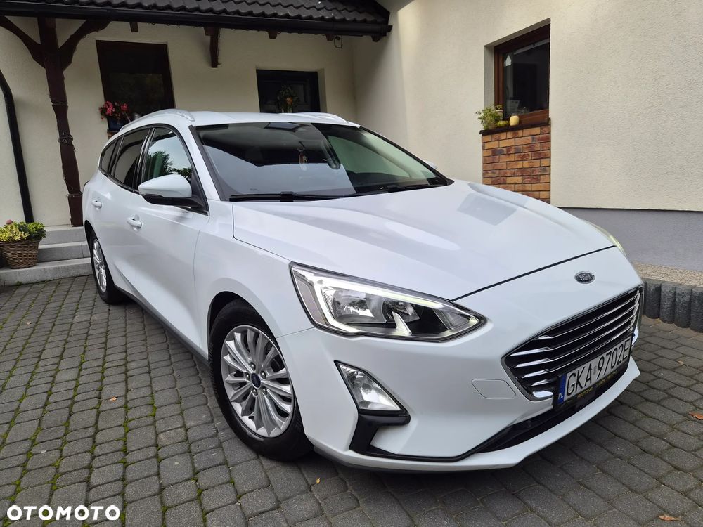 Ford Focus 1.5 EcoBlue Start-Stopp-System TITANIUM - 32