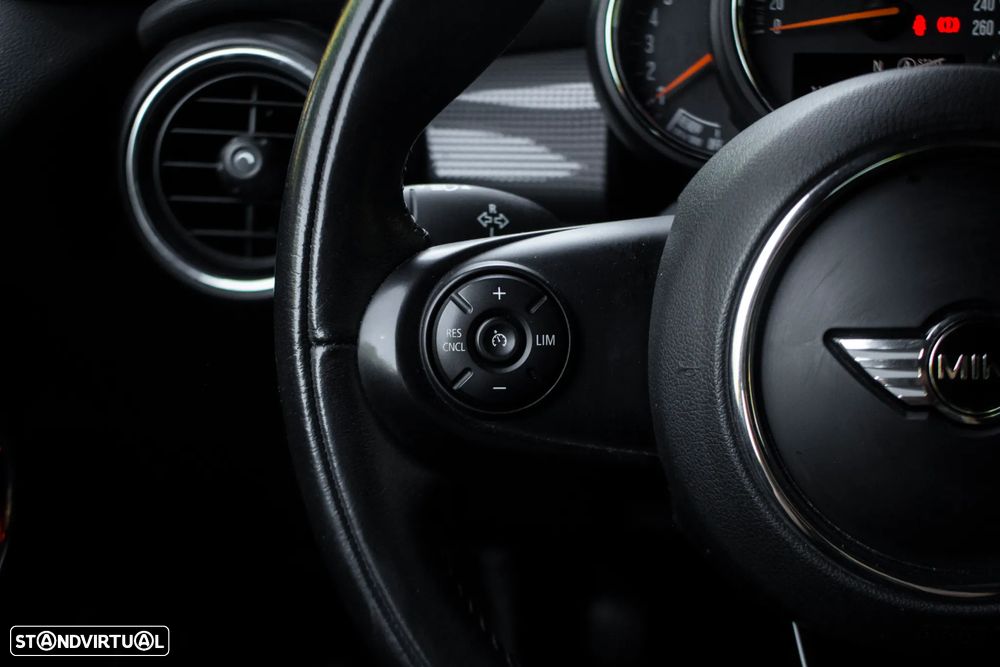 MINI 5 Portas Cooper D Seven Chili - 12