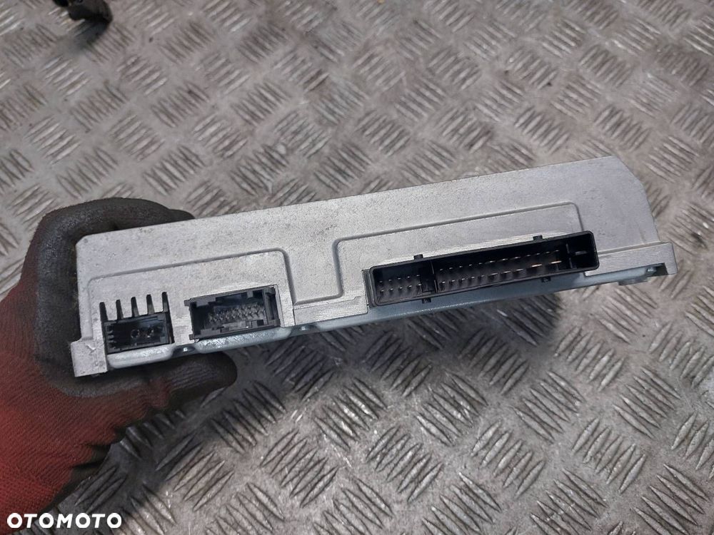 WZMACNIACZ AUDIO AUDI Q5 8R 8T0035223H - 2