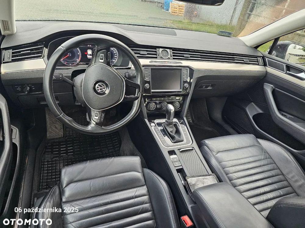 Volkswagen Passat 2.0 TDI Bi-Turbo BMT 4Mot Highline DSG - 22