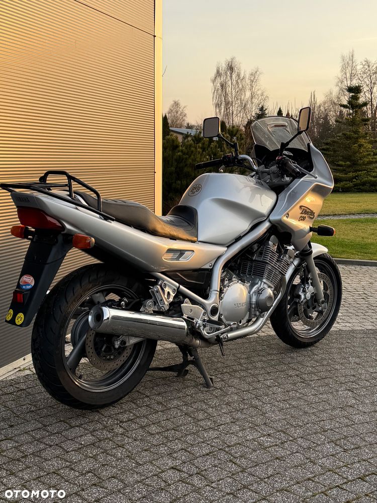 Yamaha XJ - 8