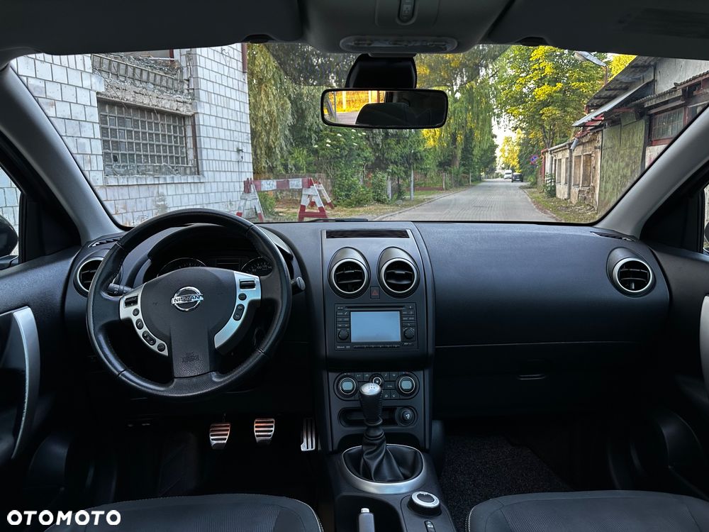 Nissan Qashqai 2.0 4 x 4 tekna - 14