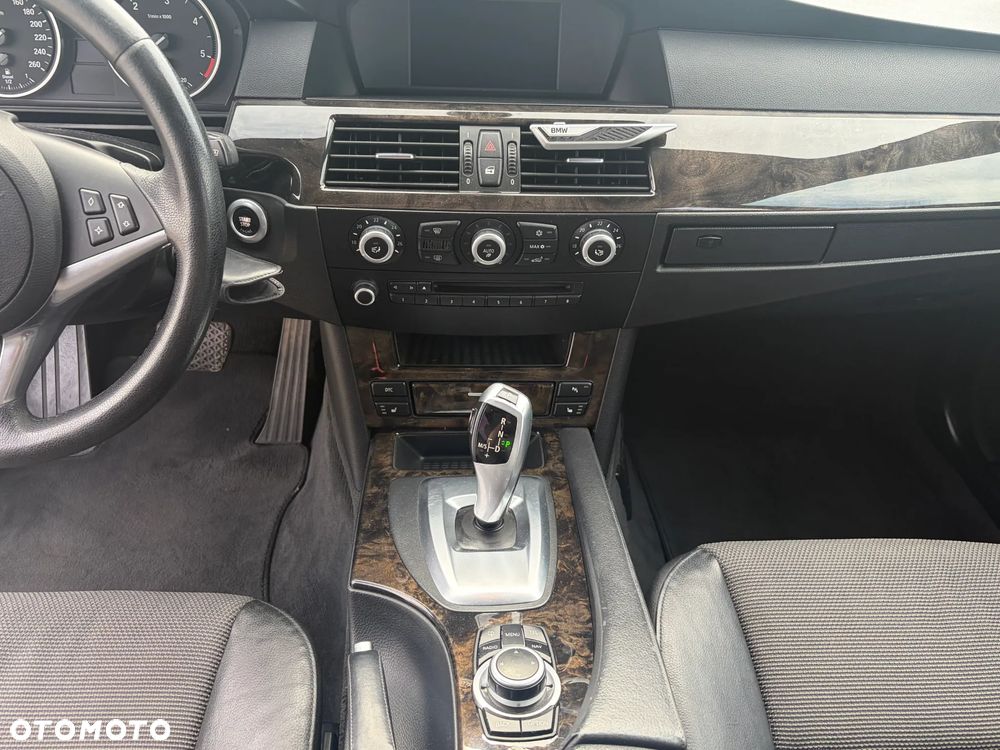 BMW Seria 5 - 26
