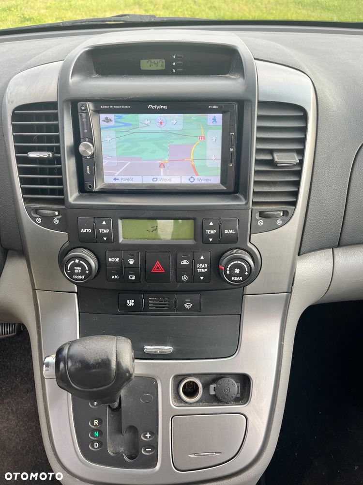 Kia Carnival 2.9 CRDi EX - 14