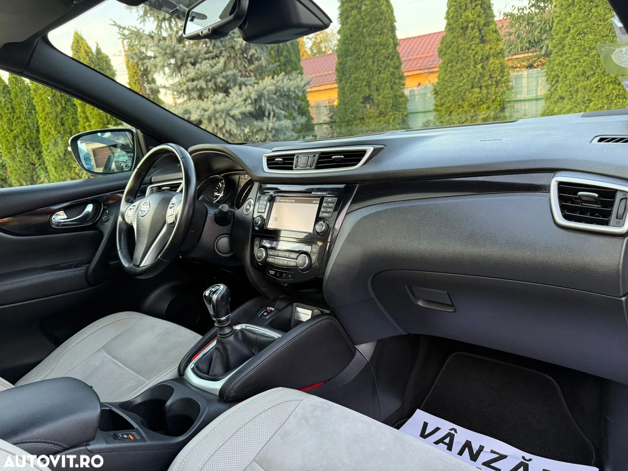Nissan Qashqai 1.6 DCI ALL-MODE 4x4i TEKNA+ - 6