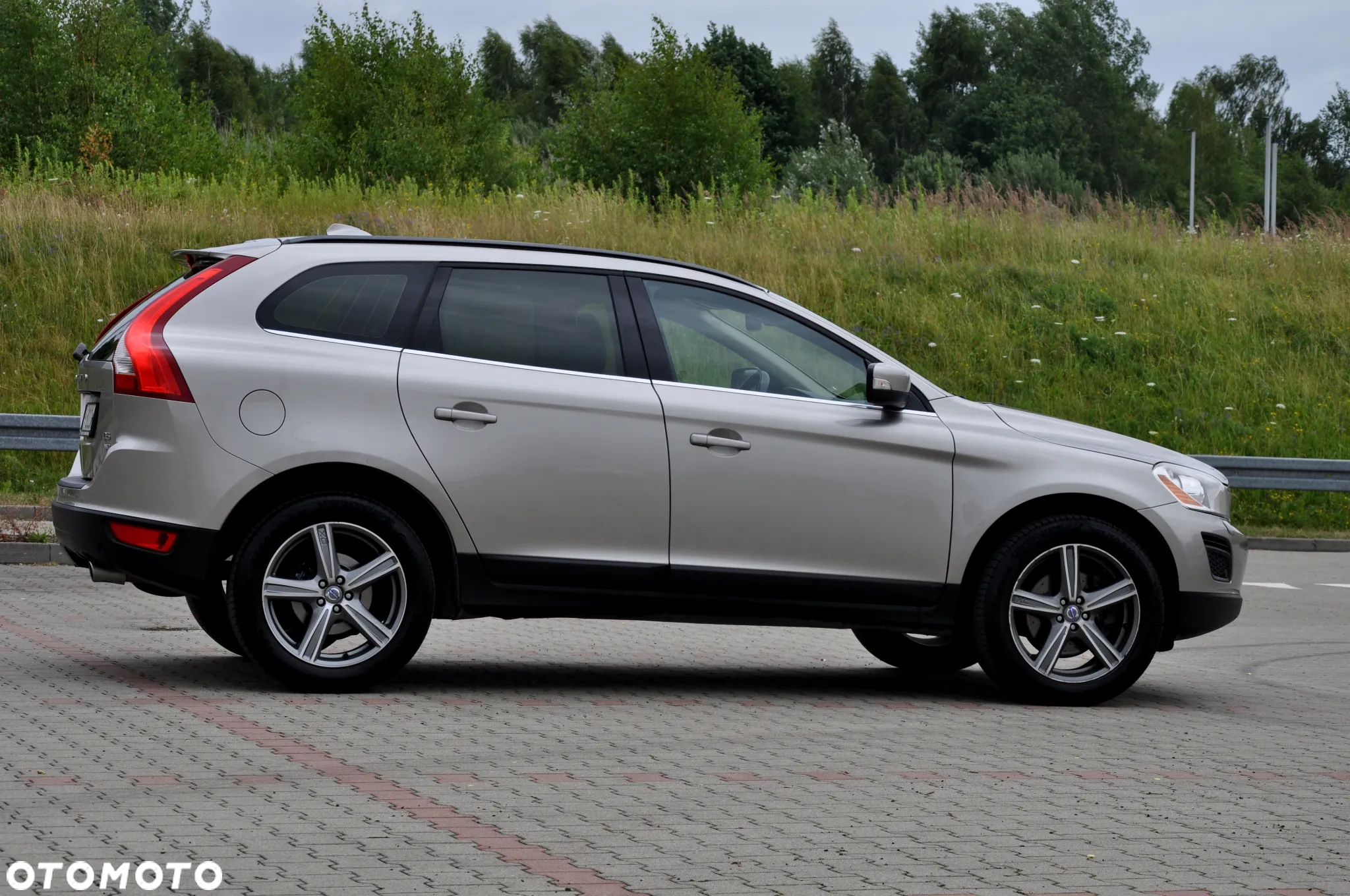 Volvo XC 60 - 8