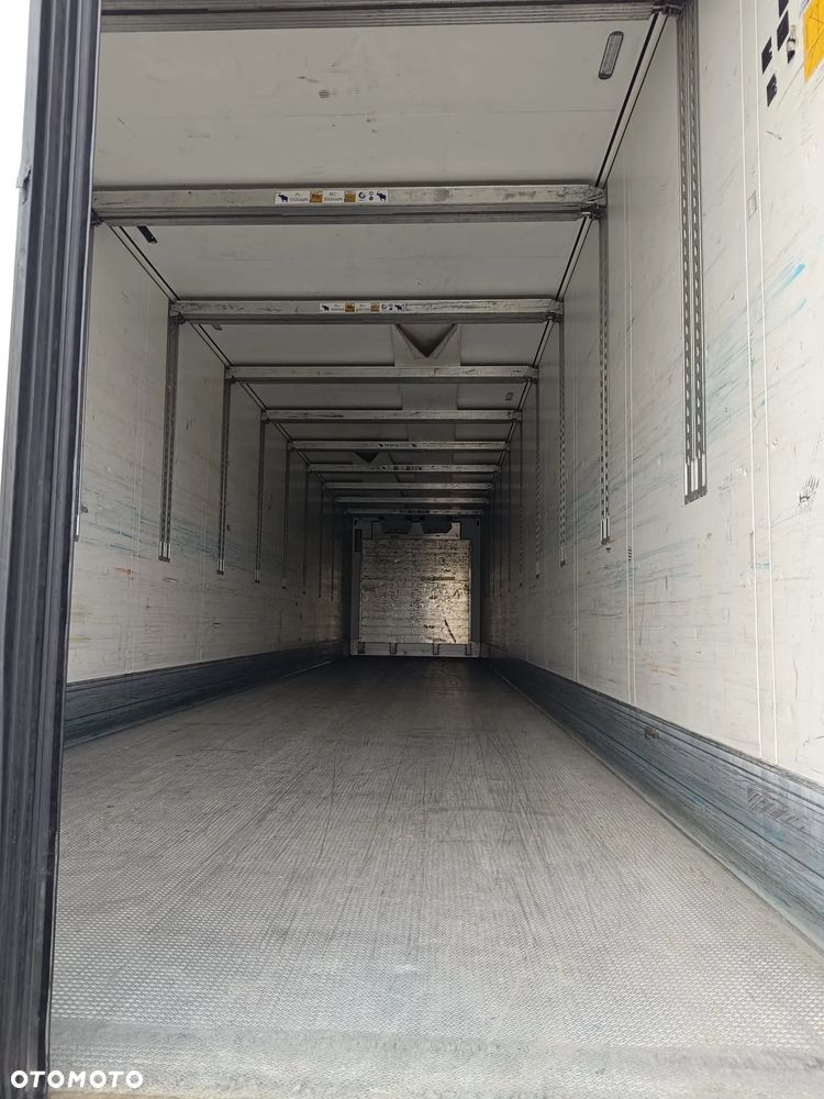 Schmitz Cargobull SCB - 7