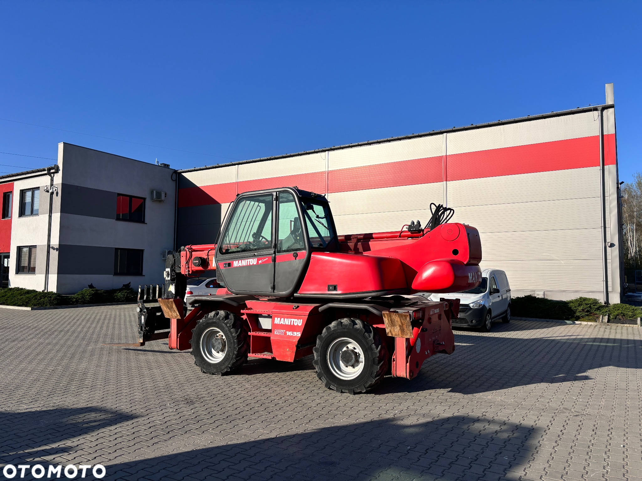 Manitou MRT 1635  Ładowarka teleskopowa obrotowa - 4