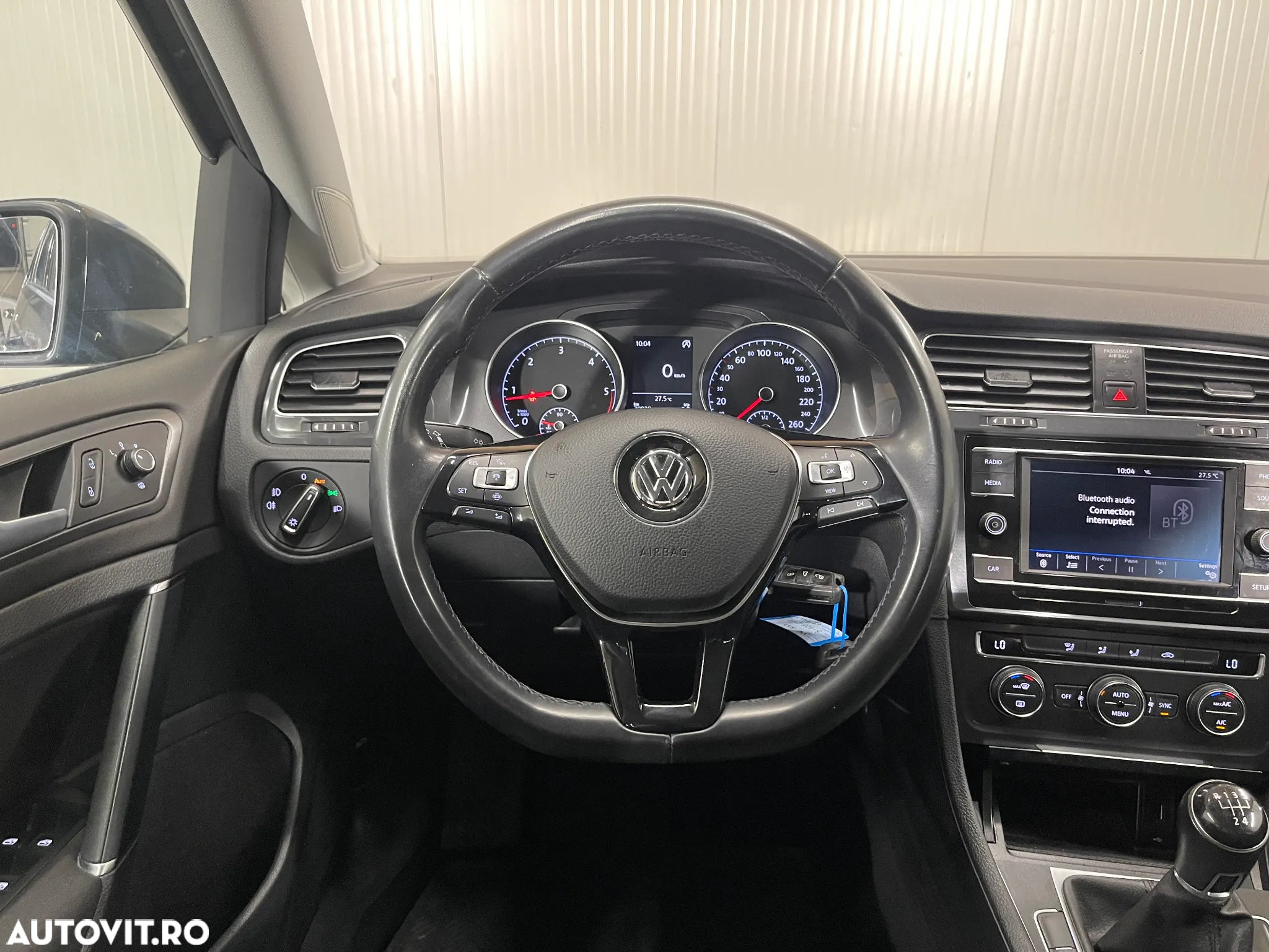 Volkswagen Golf 1.6 TDI Comfortline - 6
