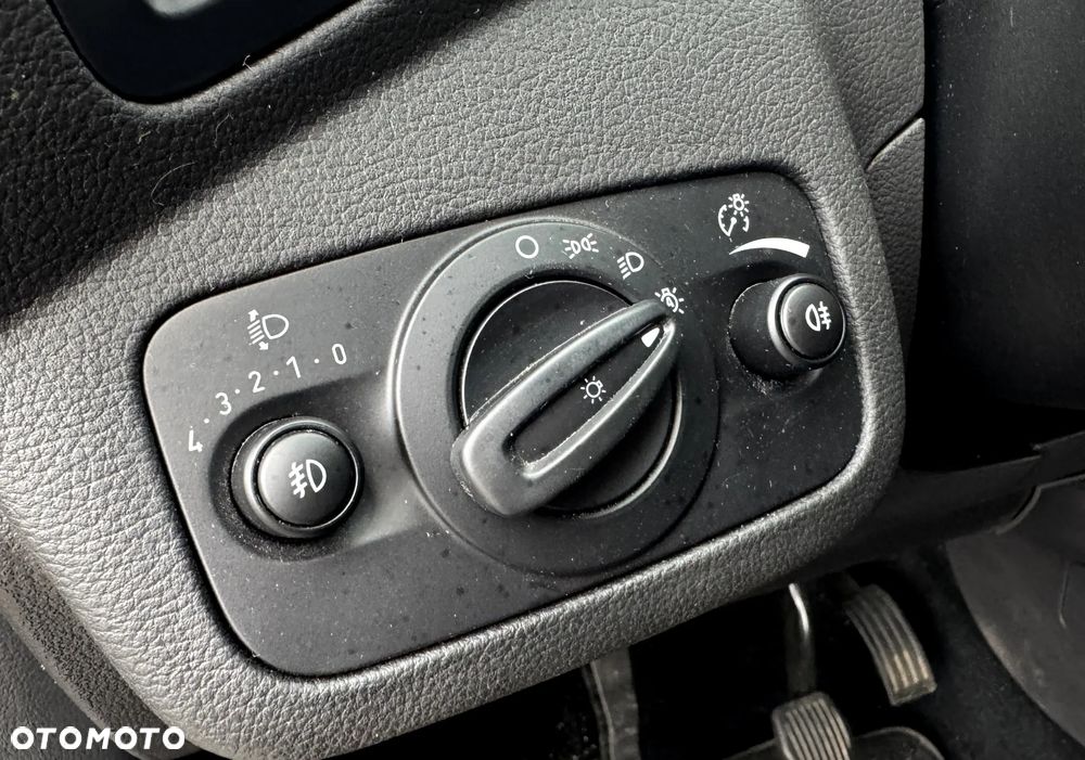Ford Kuga 1.5 EcoBoost 2x4 Titanium - 31