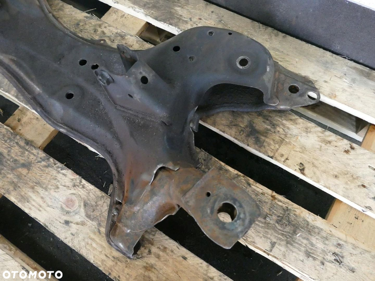 TOYOTA RAV4 II LIFT 2.0 D4D SANKI WÓZEK KOŁYSKA BELKA PRZÓD - 2