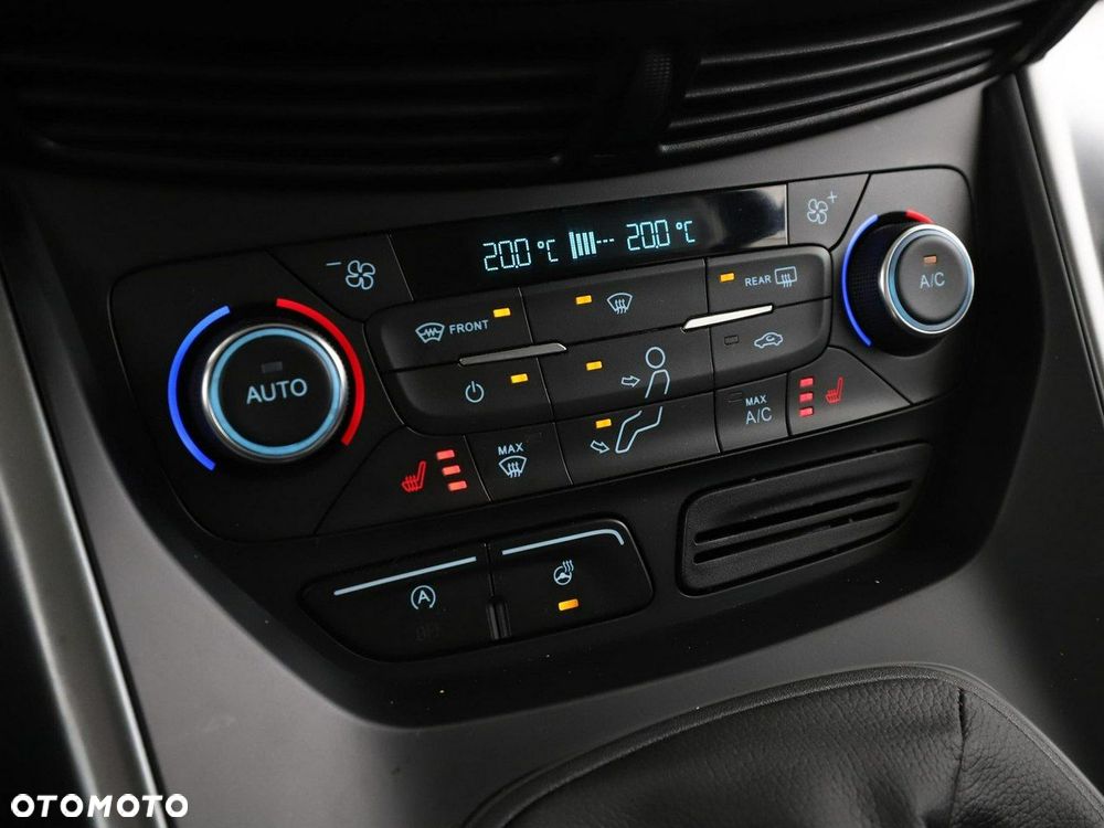 Ford Kuga 1.5 EcoBoost 2x4 Cool & Connect - 27