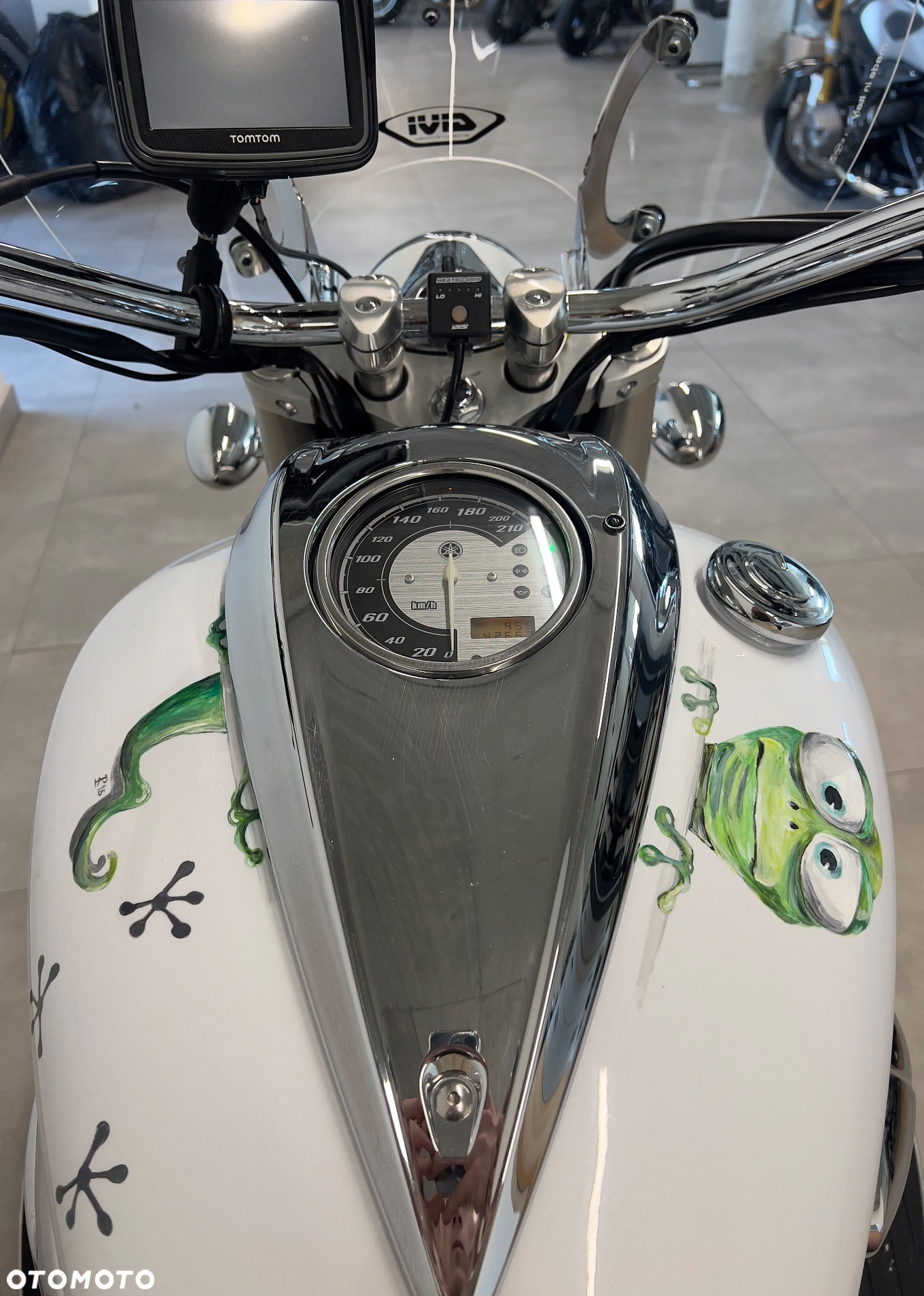 Yamaha XVS - 12