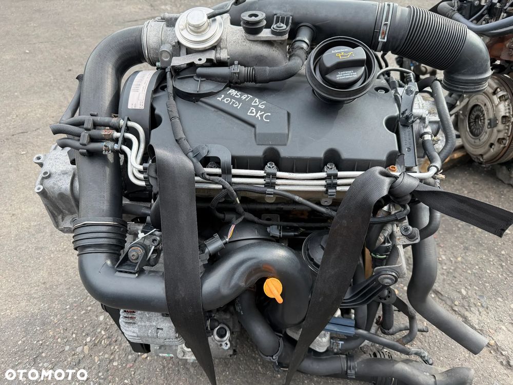 VW Passat B6 Audi Skoda 1,9 TDI silnik kompletny BKC - 4