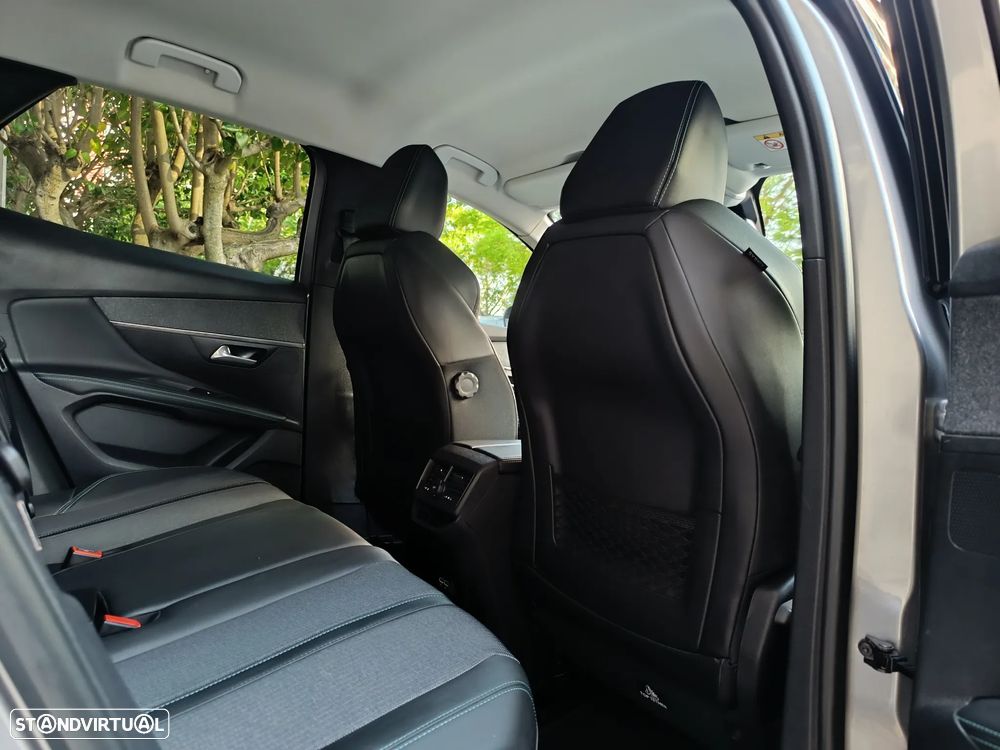 Peugeot 3008 1.2 PureTech Allure EAT8 - 34