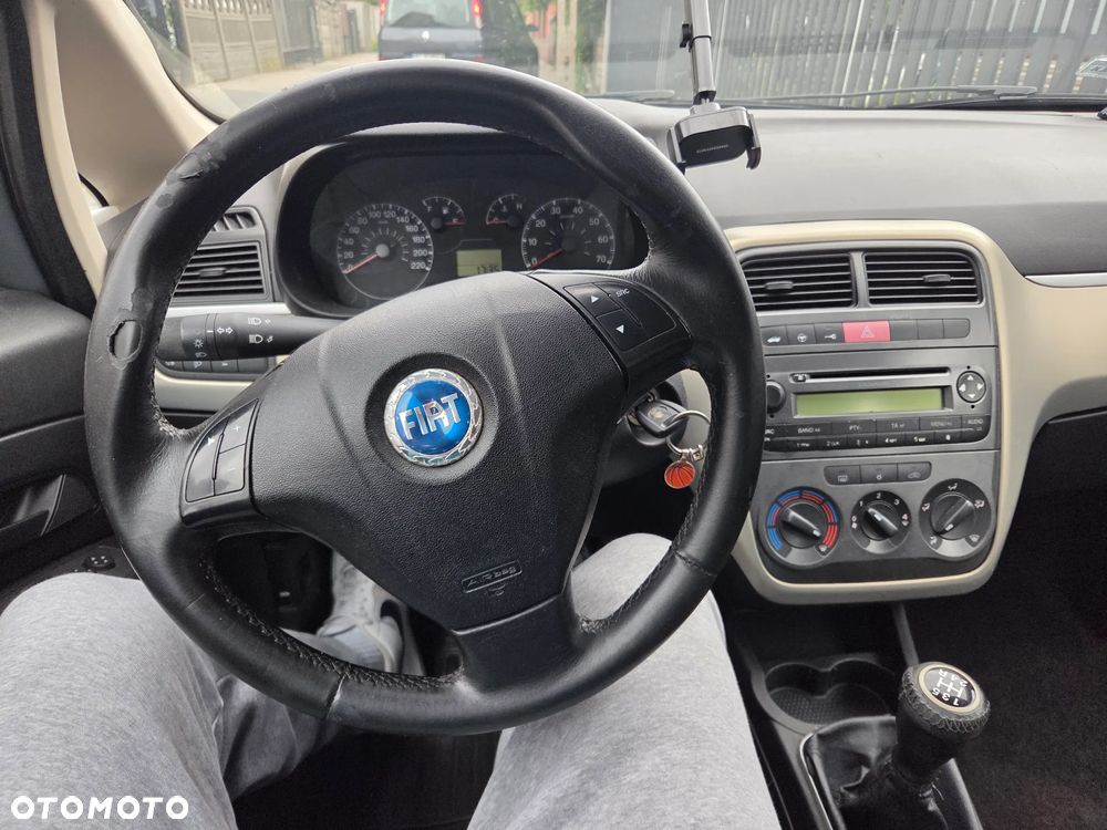 Fiat Punto - 14