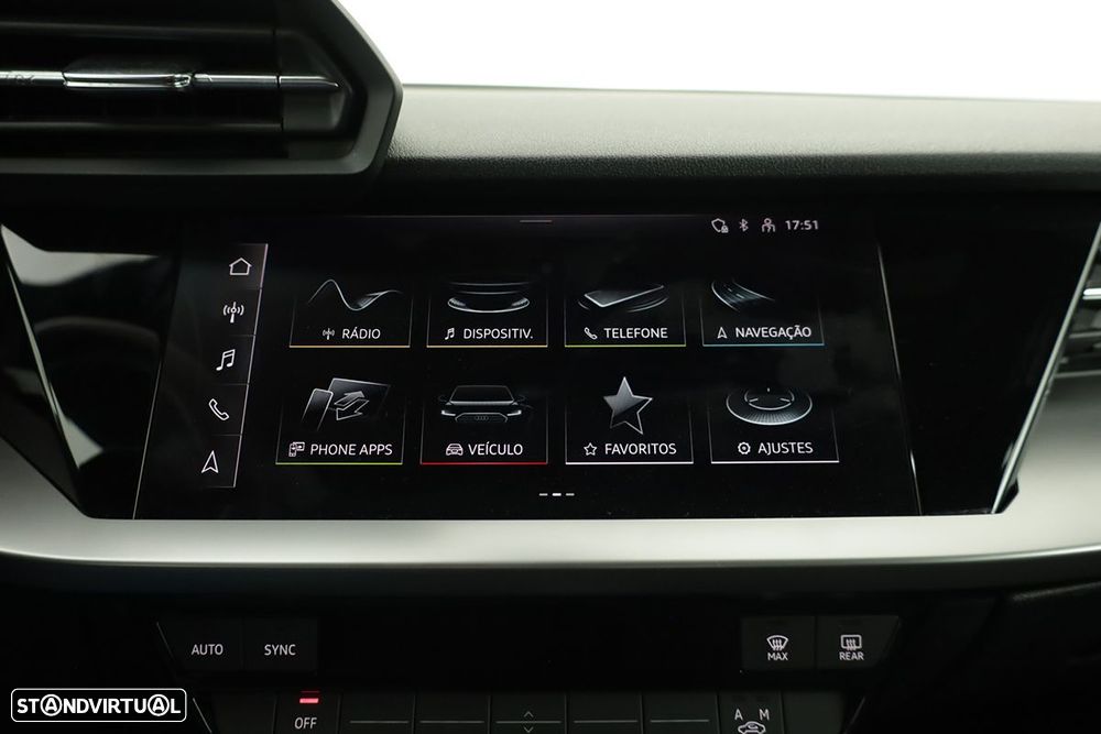 Audi A3 Sportback 45 TFSIe S line - 11