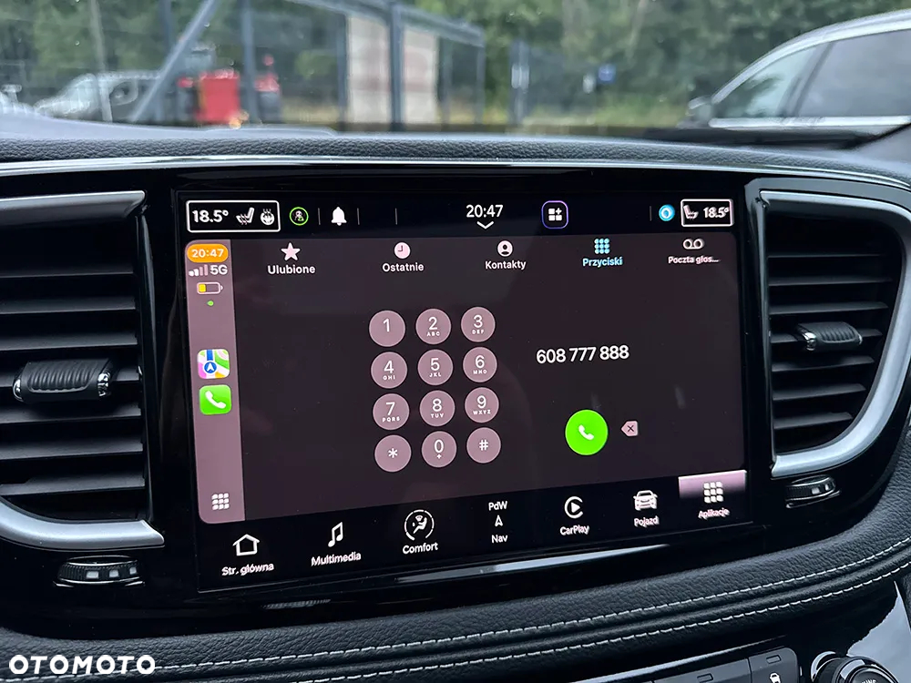 Chrysler Pacifica - 30