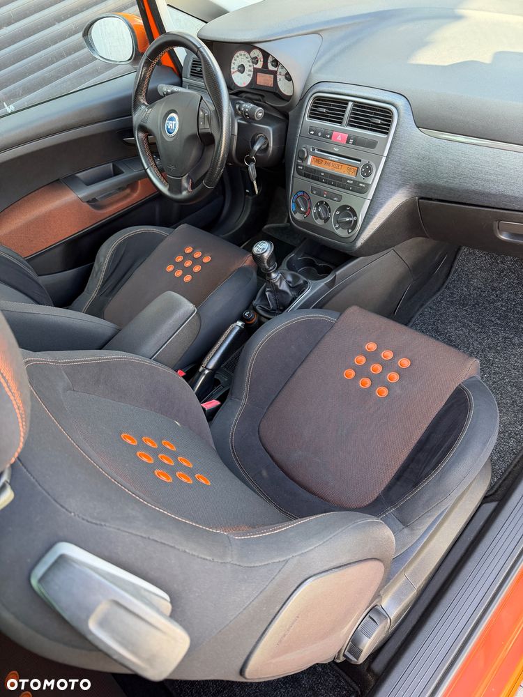 Fiat Grande Punto 1.4 16V Racing - 8