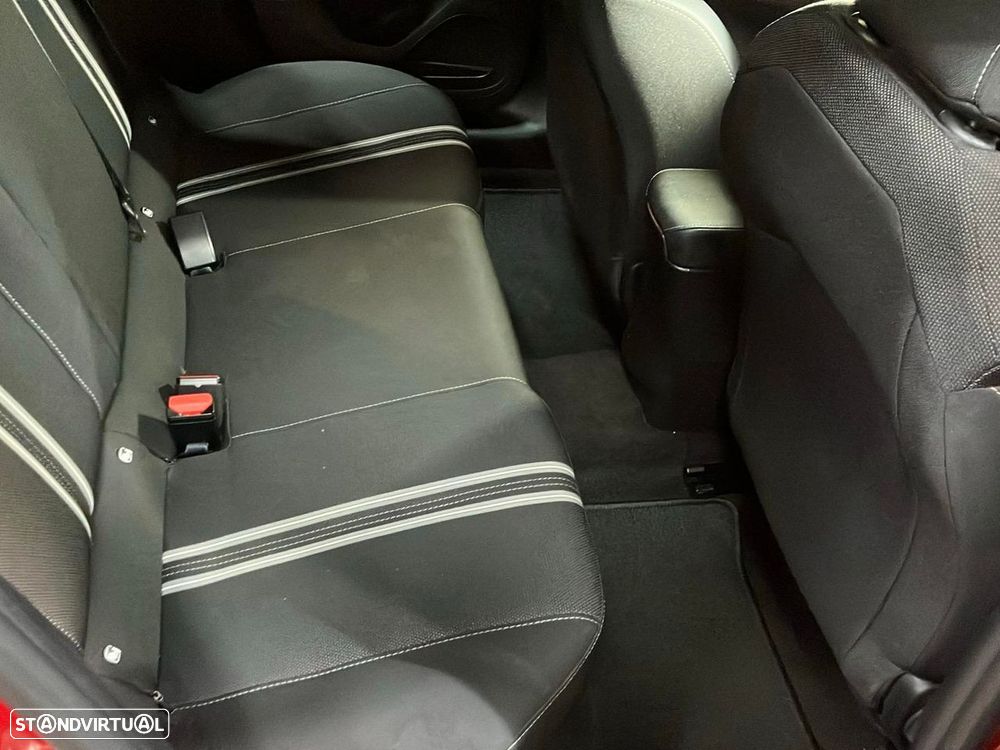 Opel Corsa 1.2 T GS - 17