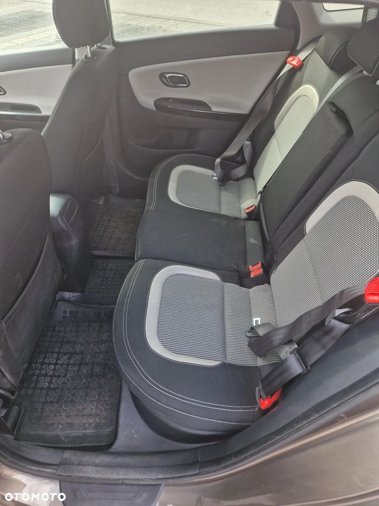 Kia Ceed 1.6 GDI L Business Line - 7