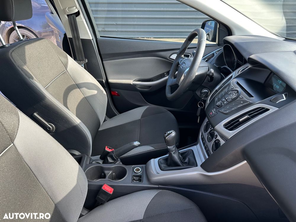 Ford Focus 1.0 EcoBoost 99g Start-Stopp-System Titanium - 6