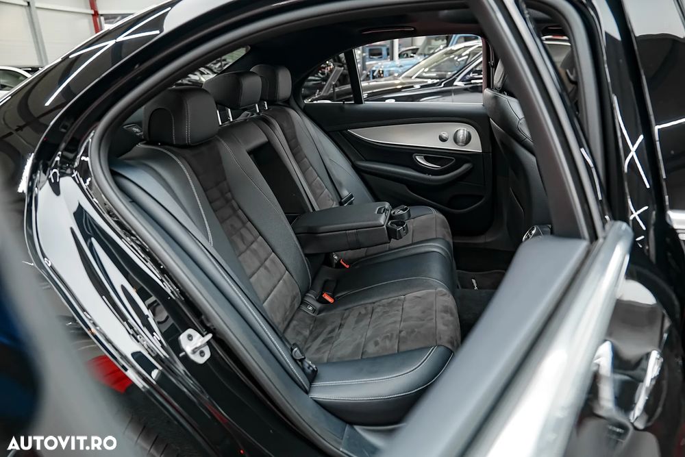 Mercedes-Benz E 300 de 9G-TRONIC AMG Line - 10