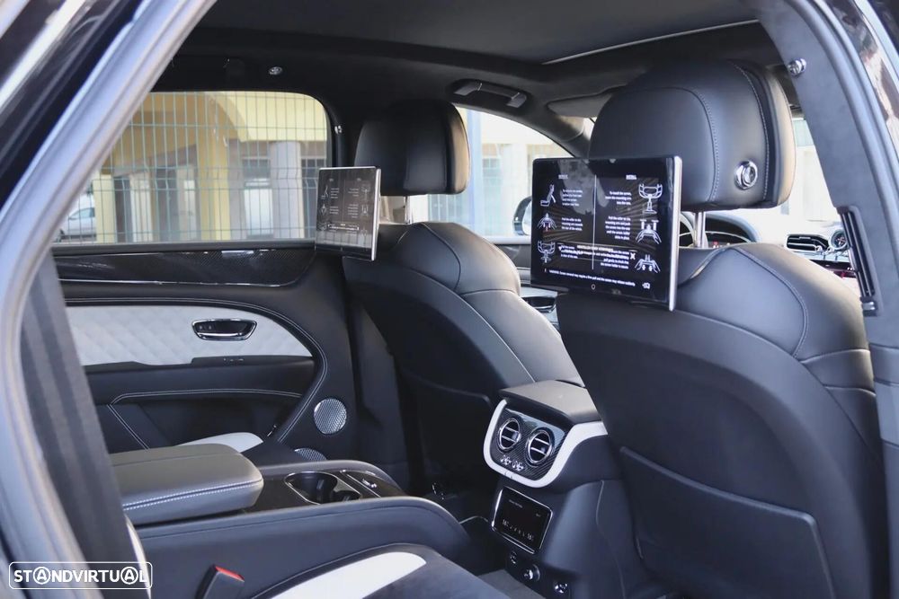 Bentley Bentayga V8 S Black Edition - 57