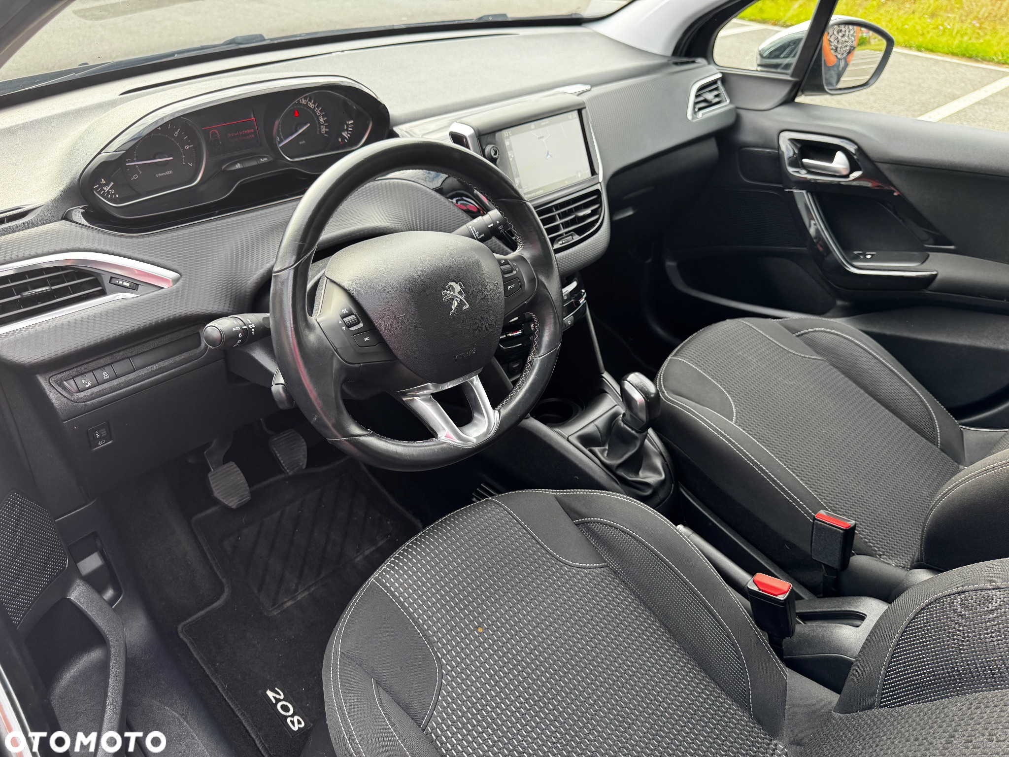 Peugeot 208 1.2 PureTech Allure - 15