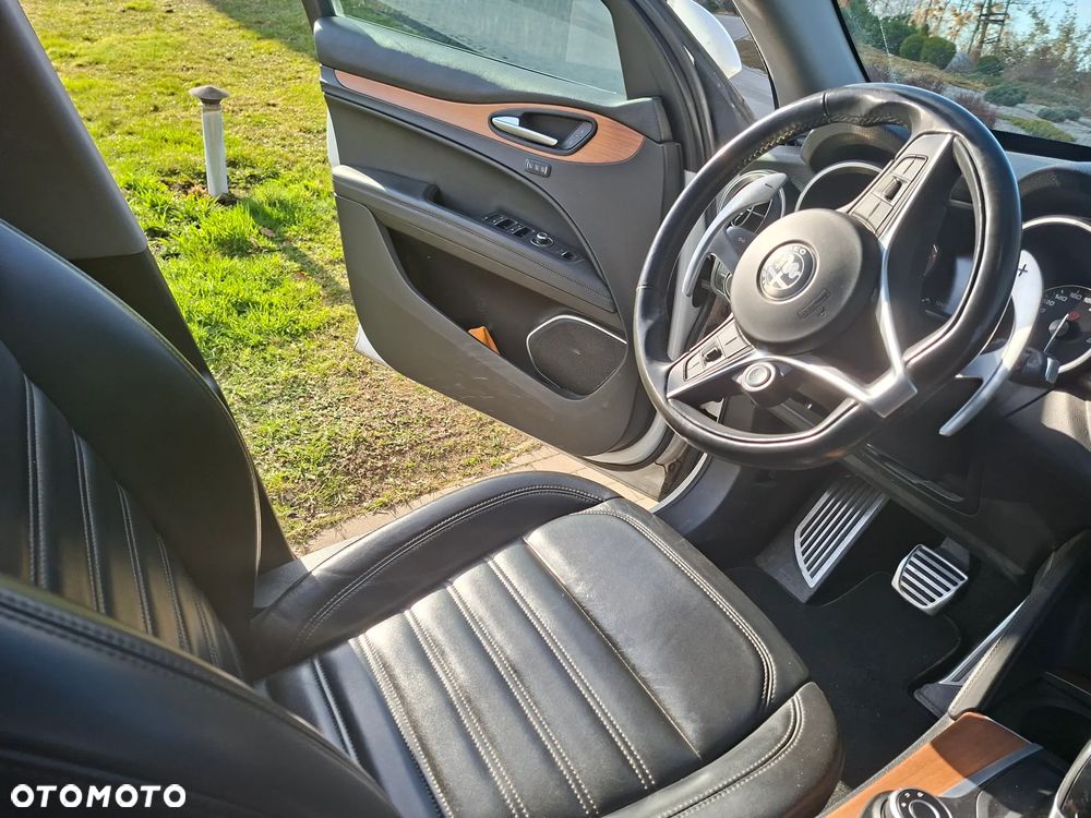 Alfa Romeo Stelvio 2.0 Turbo First Edition Q4 - 16