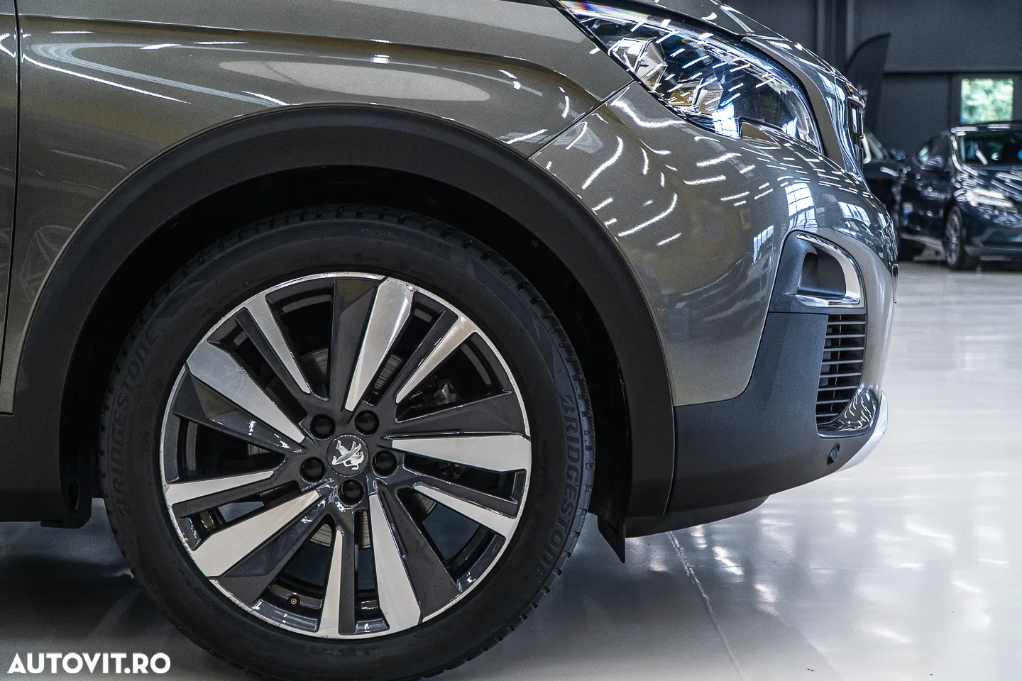 Peugeot 3008 1.2 PureTech 130 BVM6 Allure Pack - 33