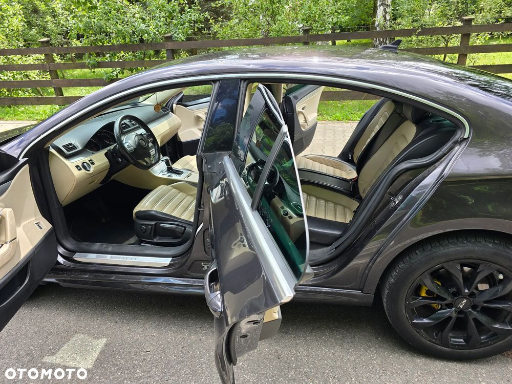 Volkswagen Passat CC 2.0 TDI DSG Individual - 18
