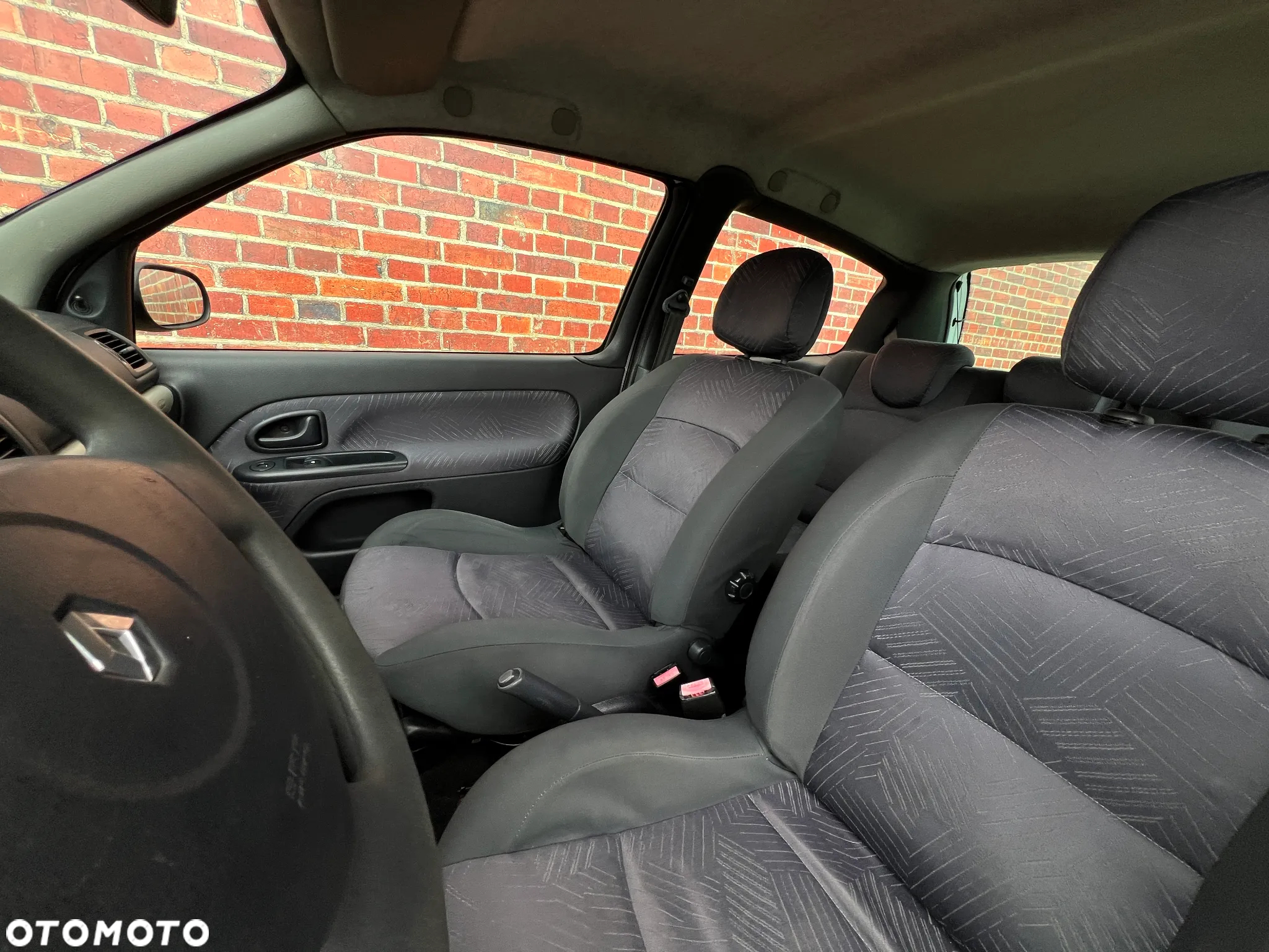 Renault Clio - 13