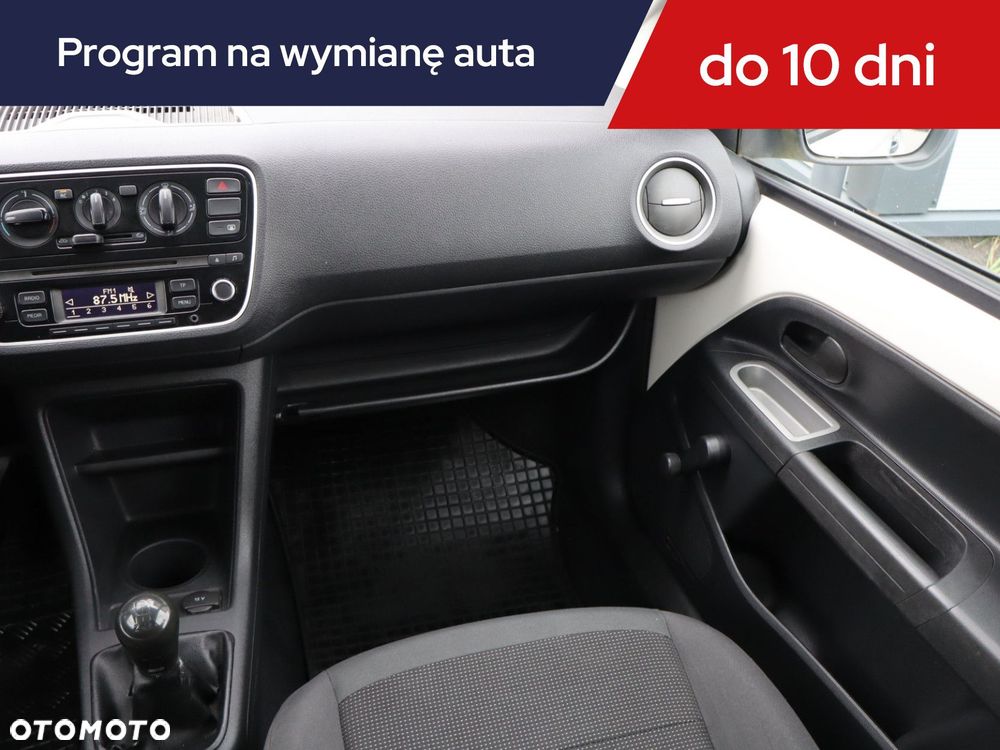 Volkswagen up! - 10