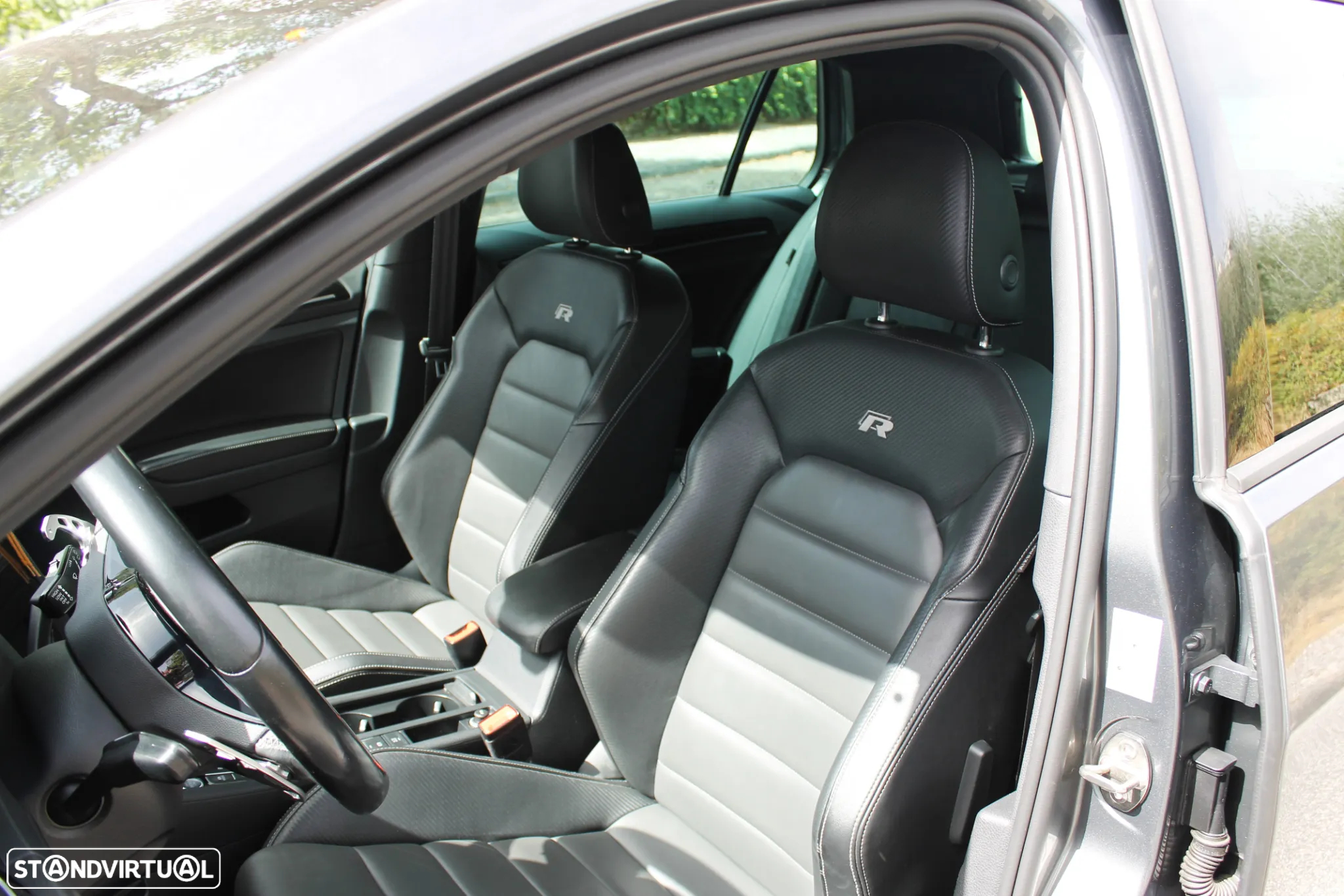 VW Golf R 4Motion (BlueMotion ) DSG - 22