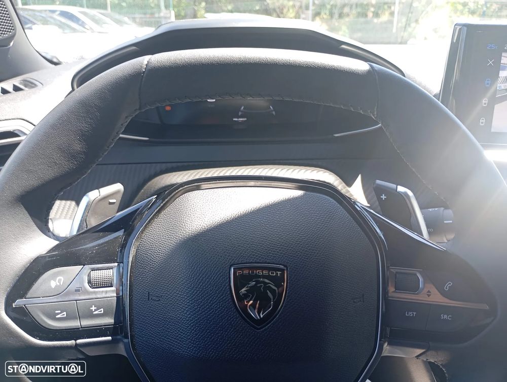 Peugeot 2008 1.2 Hybrid Allure e-DCS6 - 10
