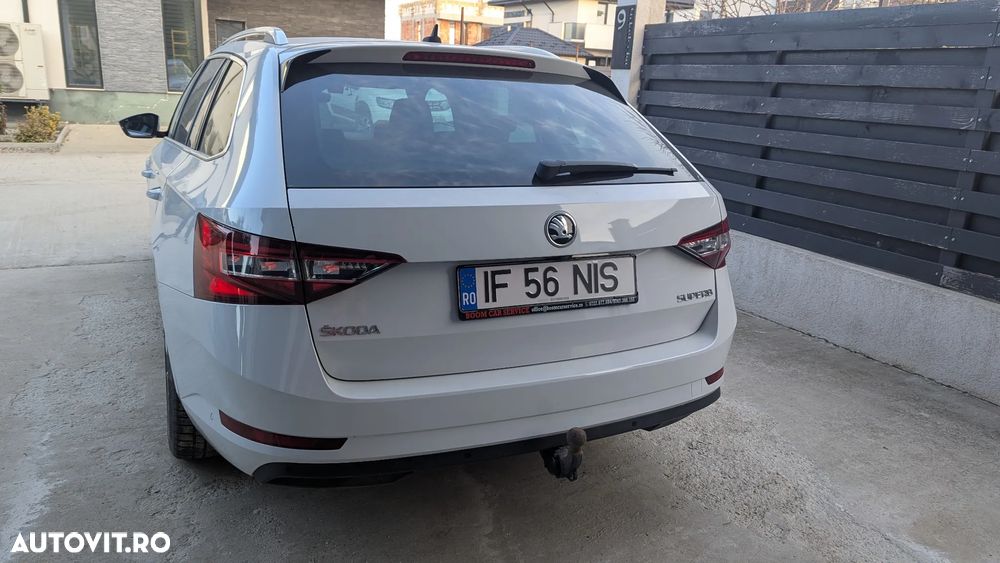 Skoda Superb 2.0 TDI DSG L&K - 4