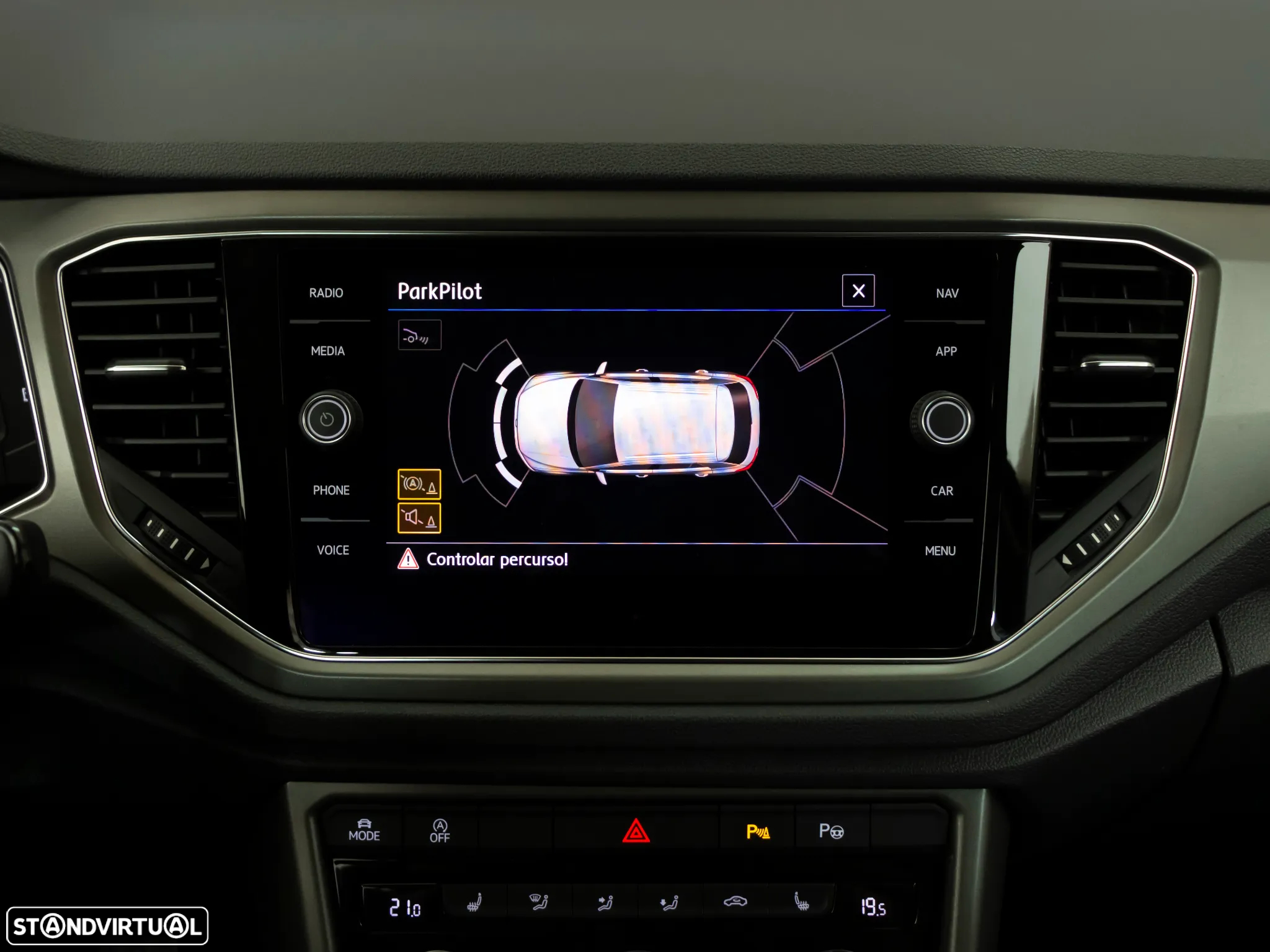 VW T-Roc 1.6 TDI Beats - 36