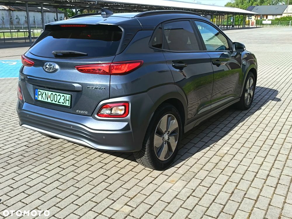 Hyundai Kona Premium - 10
