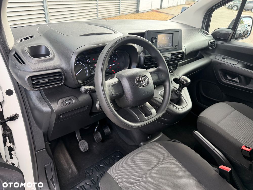 Toyota Proace City Verso 1.5 D-4D Business - 18