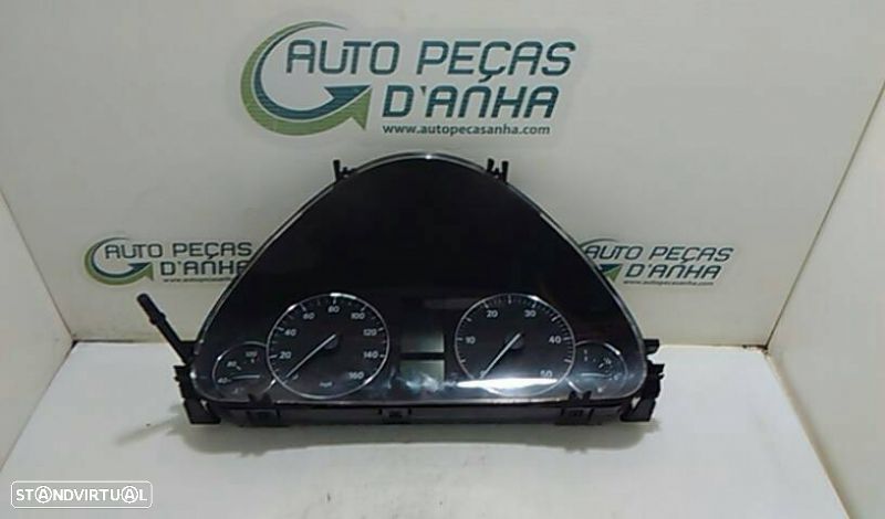 Quadrante Mercedes-Benz C-Class T-Model (S203) - 1