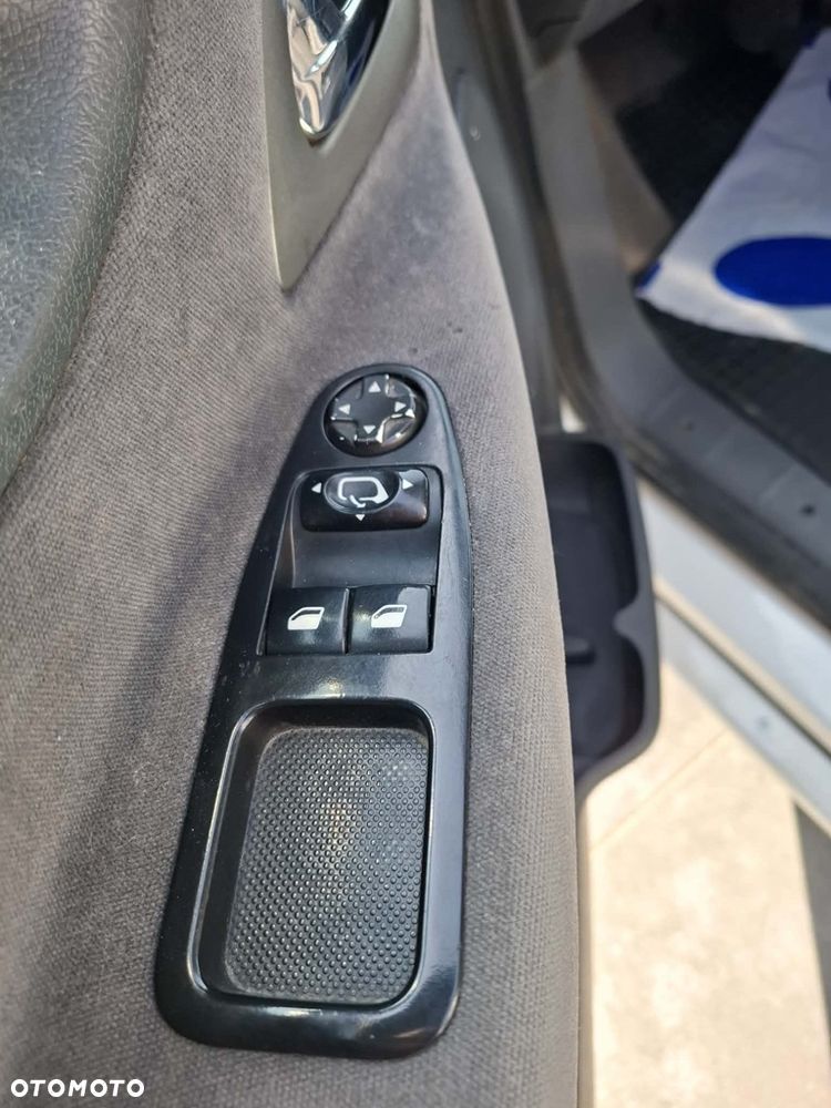 Citroën Jumpy Combi - 11