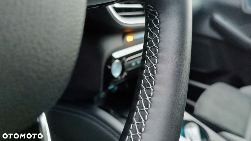 Ford Kuga 2.5 FHEV AWD Active eCVT - 26