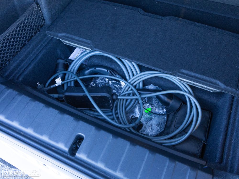 BMW iX2 eDrive20 Pack Desportivo M - 27