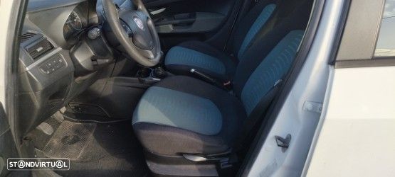 Fiat Grande Punto 1.3 M-Jet Free - 8