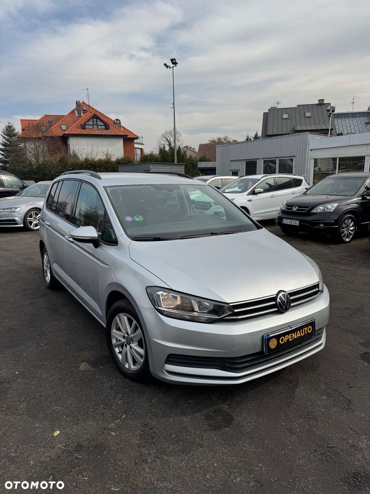 Volkswagen Touran 1.5 TSI ACT OPF Trendline - 3