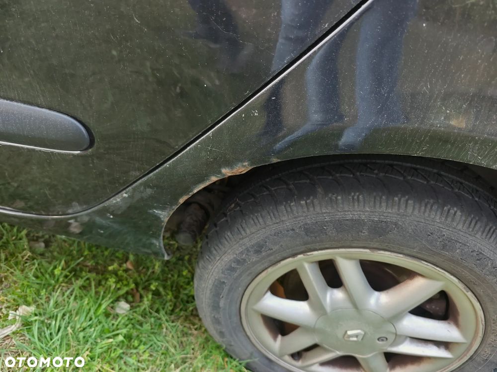 Renault Scenic 2.0 16V Expression - 6