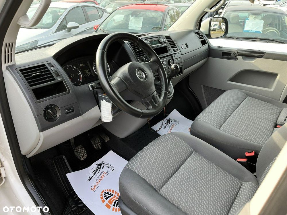 Volkswagen Transporter - 9