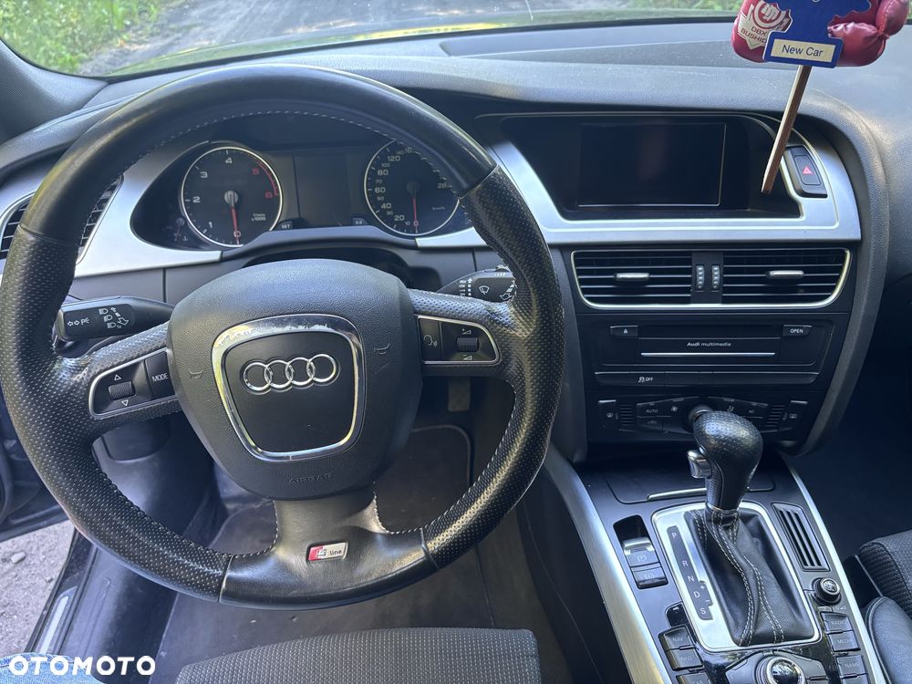 Audi A4 Avant - 8